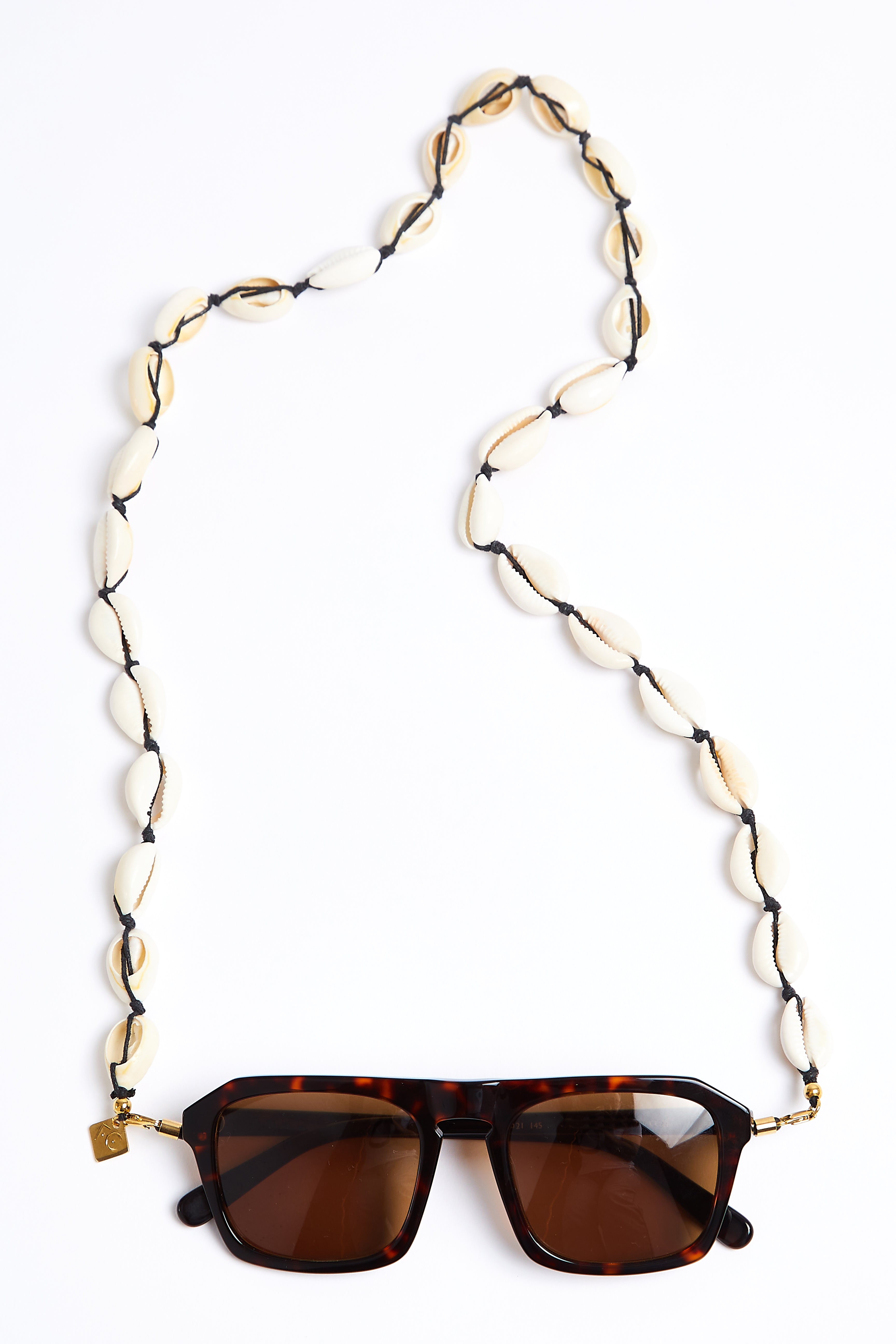 COWRIE BLACK - FRAME CHAIN